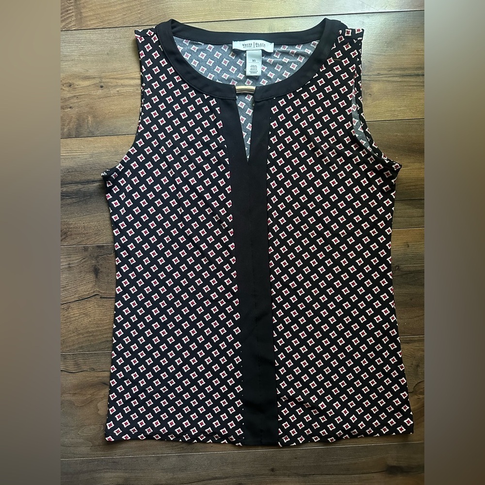 White House Black Market Sleeveless Geometric Blouse XS Workwear Top - Picture 2 of 8